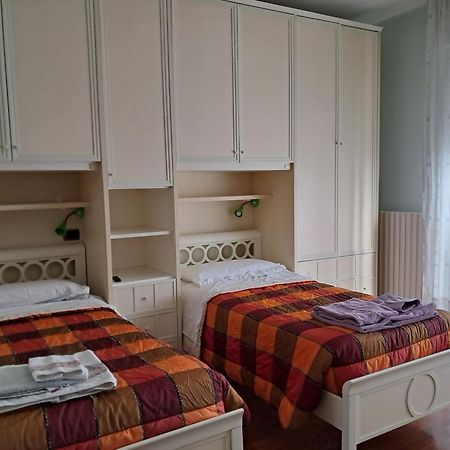 Apartamento Roses House Porto San Giorgio Exterior foto